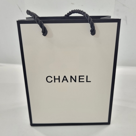 CHANEL GIFT SET EMPTY: BAG+BOX STORAGE ORGANIZING DECORATIVE NEW - Picture 5 of 8